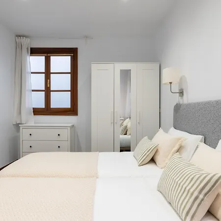 Brightline Penthouse By Apartman
